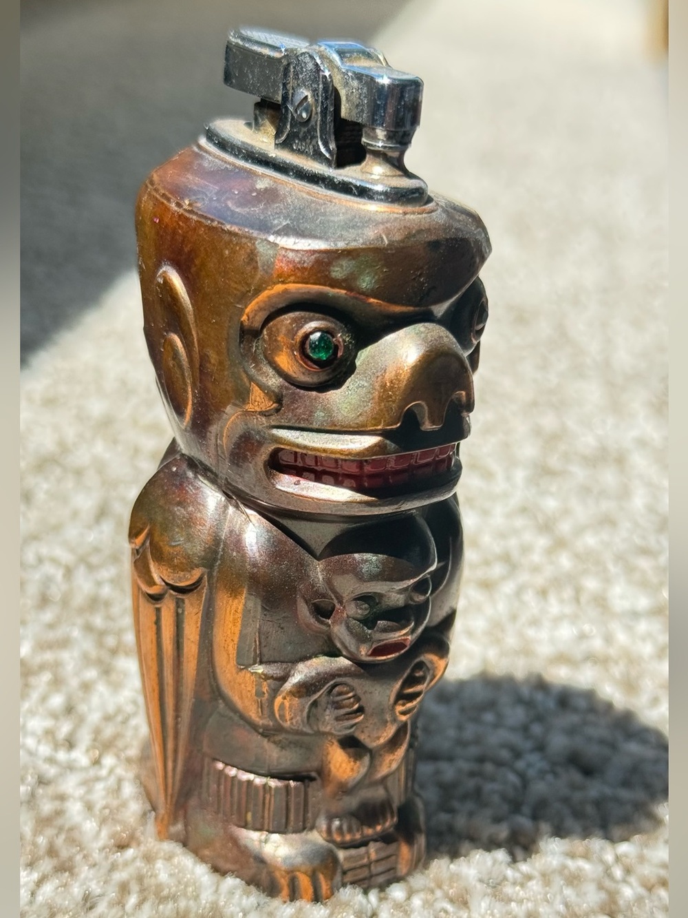 Vintage metal Totem lighter - not working